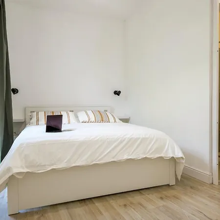Depto Apartment